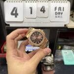 Patek Philippe Nautilus series 57111R-001, Coffee Dial Rose Gold Case Steel Bracelet, 40mm size. - 图片 3