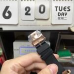 Vacheron Constantin Overseas Collection series 47040, 18K ROSE GOLD CASE GOLD GREY Dial Rubber Strap, 41mm Size. - 图片 3