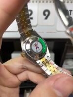 Rolex Datejust Series m278273-0028, Two-Tone Gold Case Mother-of-Pearl Dial, 31mm size, Jubilee stainless steel bracelet. - 图片 4