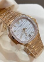 Patek Philippe Nautilus Sporty Elegance Series 71181200R-001, Silver Dial, 35.2mm size WOMEN - 图片 6