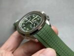 Patek Philippe Aquanaut Series 5968G-010, Khaki Green Dial, 42.2mm size. - 图片 3