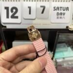 Patek Philippe Aquanaut series 5072R-001, White Mother-of-Pearl Dial Rose Gold Case with Diamond Bezel, Women 35.6mm Size. - 图片 5