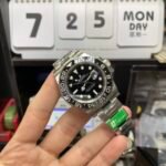 Rolex GMT-Master II series 116710LN-0001, All-Black Bezel Black Dial Green Hands, 40mm Size. - 图片 3
