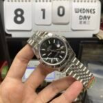 Rolex Datejust Series m126334-0018, Black Dial with Stick Hour Markers, 41mm size, Jubilee stainless steel bracelet. - 图片 3