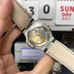 Patek Philippe Nautilus series 5711G-001, Grey Dial with Alligator Leather Strap, 40mm Size. - 图片 5