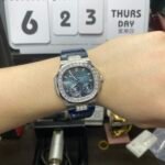 Patek Philippe Nautilus series 5724G-001, Square Diamond Bezel Blue Dial Blue Leather Strap, 40mm size. - 图片 6