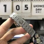 Audemars Piguet Royal Oak Offshore Series 67653BC.GG.1263BC.02, Frosted Gold Watch with Imported Quartz Movement, 33mm size. - 图片 5