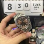 Vacheron Constantin Overseas Series 4500V110A-B146, Brown Dial with Steel Bracelet, 41mm Size. - 图片 3