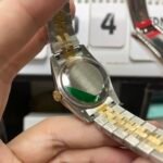 Rolex Datejust Series m278383rbr-0028, Two-Tone Gold Case with Mother-of-Pearl Dial and Diamond Bezel, 31mm size, Jubilee stainless steel bracelet. - 图片 4