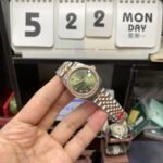 Rolex Datejust series m278383rbr-0030, Two-Tone Gold Case with Green Dial and Diamond Bezel, 31mm size, Jubilee bracelet. - 图片 3