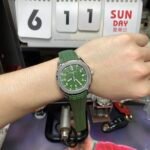 Patek Philippe Aquanaut Series 5168G-010, Green Dial Green Rubber Strap, 42.2mm Size. - 图片 15