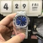 Patek Philippe Nautilus series 57111P, 40th Anniversary Edition with Blue Dial, 40mm size. - 图片 2