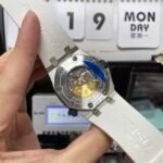 Audemars Piguet Royal Oak Offshore Series 15710ST.OO.A010CA.01, White Dial White Rubber Strap, 42mm size. - 图片 4