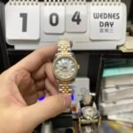 Rolex Datejust Series m278383rbr-0028, Two-Tone Gold Case with Mother-of-Pearl Dial and Diamond Bezel, 31mm size, Jubilee stainless steel bracelet. - 图片 2