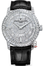 Vacheron Constantin Tradition Collection series 82760000G-9852, Fully Diamond-Paved Wristwatch Set with 308 Square Diamonds, 40mm Size.