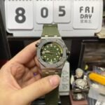 Audemars Piguet Royal Oak Offshore Series 15720ST.OO.A052CA.01, Green Dial, 42mm Size. - 图片 2