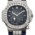 Patek Philippe Nautilus series 5724G-001, Square Diamond Bezel Blue Dial Blue Leather Strap, 40mm size.
