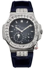 Patek Philippe Nautilus series 5724G-001, Square Diamond Bezel Blue Dial Blue Leather Strap, 40mm size.