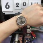 Vacheron Constantin Overseas Collection series 47040, 18K ROSE GOLD CASE GOLD GREY Dial Rubber Strap, 41mm Size. - 图片 5