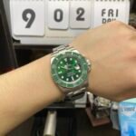 Rolex Submariner Series 116610LV-0002, Green Hulk, 40mm size. - 图片 16