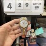 Rolex Datejust series m126333-0018, Two-Tone Gold Case with Mother-of-Pearl Dial, 41mm size, Jubilee stainless steel bracelet. - 图片 2