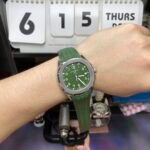 Patek Philippe Aquanaut Series 5168G-010, Green Dial Green Rubber Strap, 42.2mm Size. - 图片 13