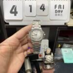 Patek Philippe Nautilus series 71181A-011, Coffee Dial and Steel Bracelet, 35.2mm size WOMEN. - 图片 2