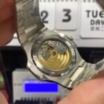 Patek Philippe Nautilus series 57111300A-001, Olive Green Dial with Square Diamond Bezel, 40mm Size. - 图片 11