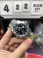 Rolex GMT-Master II Series Watch Model 2024 NEW M126710GRNR-0003 40mm - 图片 3