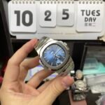 Patek Philippe Nautilus series 57261A-014, Blue Dial Steel Bracelet, Moon Phase Calendar Central Month and Week Display, 40.5mm Size. - 图片 3