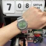 Patek Philippe Nautilus series 57111A-014, Olive Green Dial with Steel Bracelet, 40mm Size. - 图片 7
