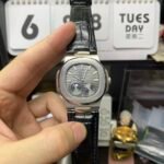 Patek Philippe Nautilus series 5712G-001, Stainless Steel Case Grey Dial Black Leather Strap, 40mm size. - 图片 2