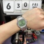 Patek Philippe Nautilus series 57111300A-001, Olive Green Dial with Square Diamond Bezel, 40mm Size. - 图片 7
