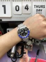 Rolex GMT-Master II Series Watch Model M126710BLNR-0002 (Blue and Black Bezel) 40mm - 图片 6