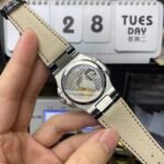 Patek Philippe Nautilus series 5712G-001, Stainless Steel Case Grey Dial Black Leather Strap, 40mm size. - 图片 4