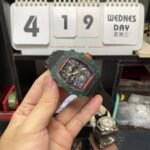 Richard Mille Men's Collection series RM21-02, Carbon Fiber Case, 42.68 x 50.12mm size. - 图片 3