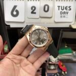 Vacheron Constantin Overseas Collection series 47040, 18K ROSE GOLD CASE GOLD GREY Dial Rubber Strap, 41mm Size. - 图片 4
