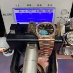 Patek Philippe Nautilus series 57131G-010, Rose Gold with Coffee Dial and Square Diamond Bezel, 40mm Size. - 图片 6