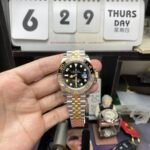 Rolex GMT-Master II series m126713grnr-0001, InterGold Black/Grey Ceramic Bezel InterGold Five-Bead Chain Steel Bracelet, 40mm size. - 图片 2
