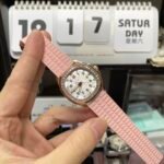 Patek Philippe Aquanaut series 5072R-001, White Mother-of-Pearl Dial Rose Gold Case with Diamond Bezel, Women 35.6mm Size. - 图片 3