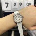 Patek Philippe Aquanaut series 5069G-011, White Dial with Diamond Bezel, Women 35.2mm Size. - 图片 6