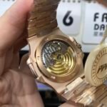 Patek Philippe Nautilus series 57131G-010, Rose Gold with Coffee Dial and Square Diamond Bezel, 40mm Size. - 图片 3
