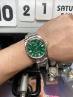 Rolex Oyster Perpetual Series Watch Model M124300-0005 41mm - 图片 5