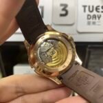 Patek Philippe Aquanaut Travel Time series 5164R-001, brown dial, GMT Dual Time Function, 40.8mm size. - 图片 5