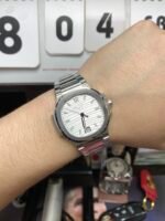 Patek Philippe Nautilus series 71181A-010, White Dial with Steel Bracelet Version, 35.2mm size. - 图片 14